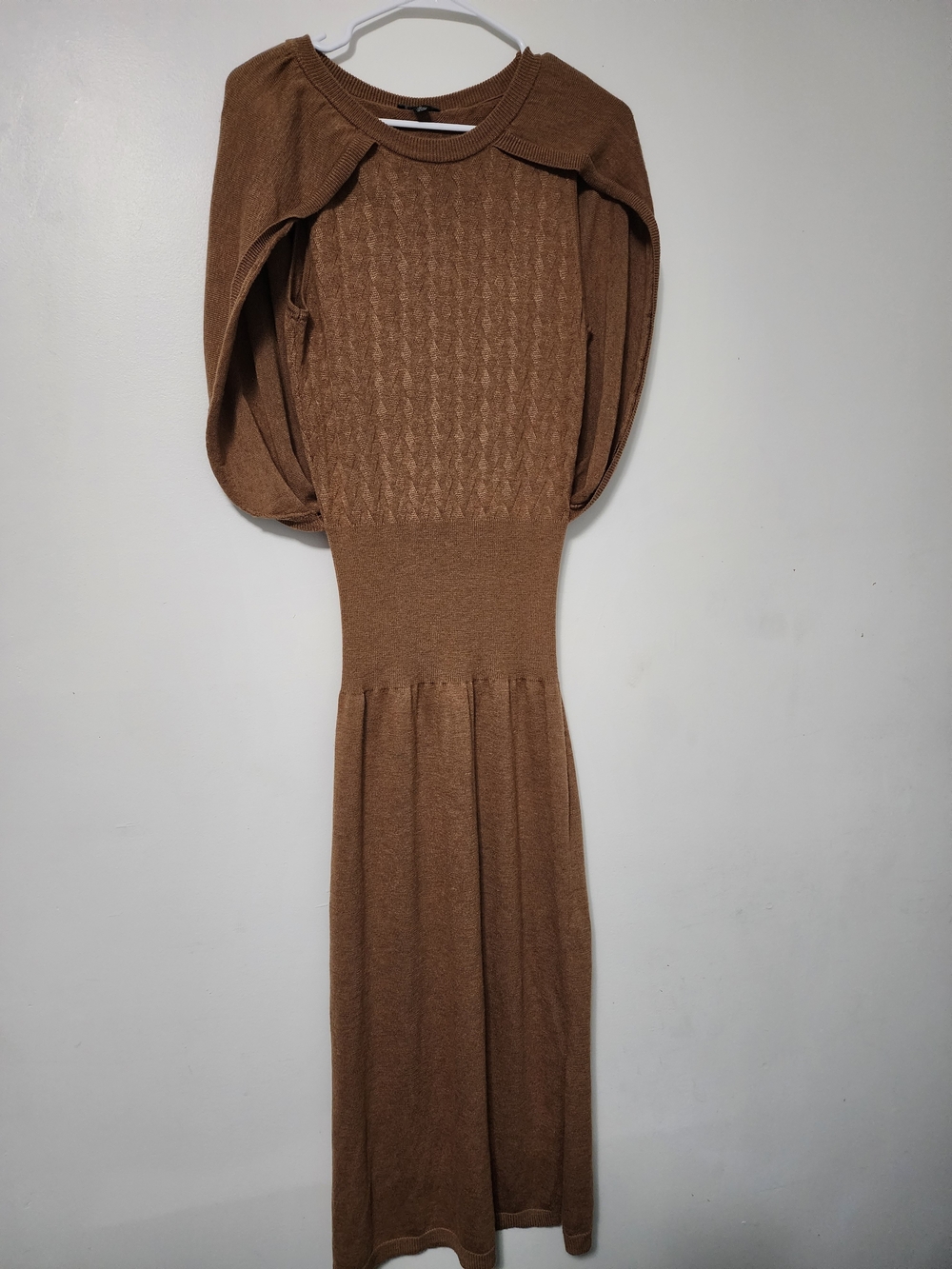 Cape Leyered Midi Dress - Brand: Current Air